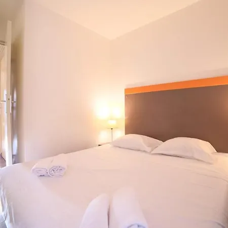Apartamento Air Conditioned With Furnished Terrace Swimming Pool & Parking *